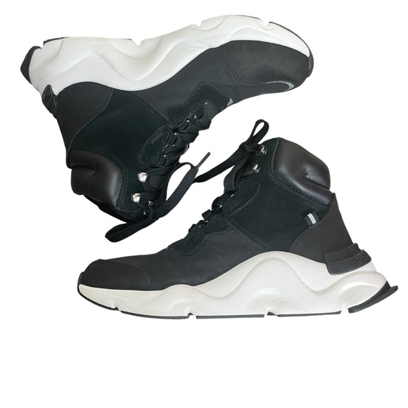 SOREL Kinetic RNEGD Conquest Waterproof Sneakers Boots in Black $160 Sz 9 - Picture 2 of 12